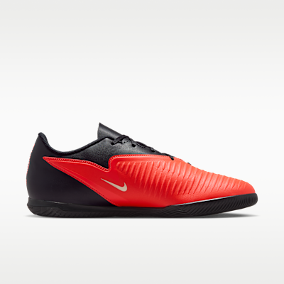 Nike Phantom 6 Low Club Kapalı Saha/Salon Kramponu görsel 3
