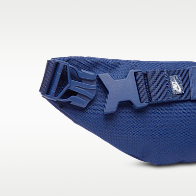 กระเป๋าคาดเอว Nike Heritage