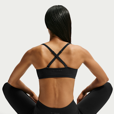 NikeSKIMS Studio Stretch Micro Kadın Spor Sütyeni görsel 2