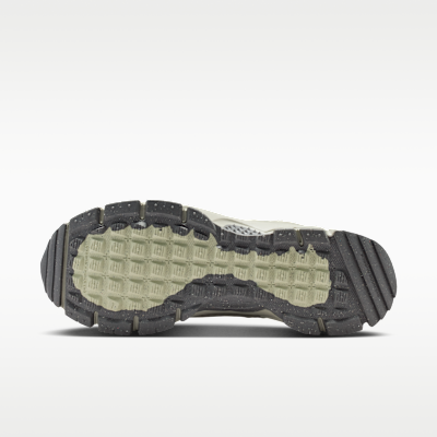 나이키 줌 보메로 롬 남성 신발