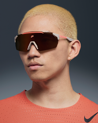 Мужские  Nike Limitless Shield Mirrored Sunglasses