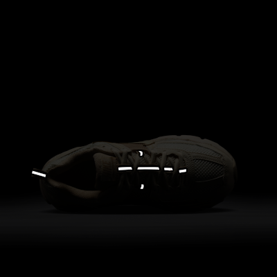 Nike Vomero 5 Older Kids' Shoes with Reflective Design Accents