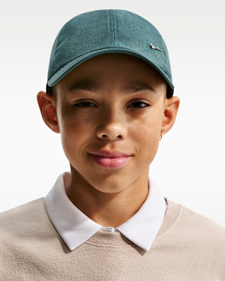 Детская кепка Nike Dri-FIT Club Kids' Unstructured Metal Swoosh Cap