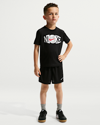 Детская футболка Nike Little Kids' Soccer Graphic and Shorts Set