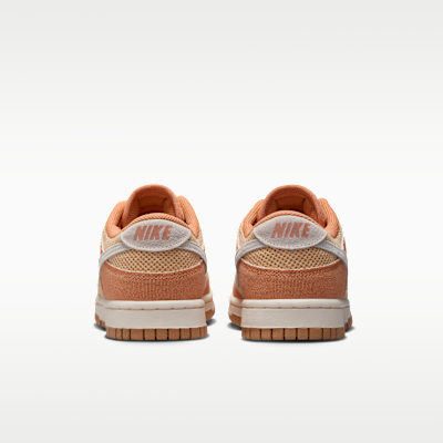 รองเท้าผู้หญิง Nike Dunk Low Next Nature SE