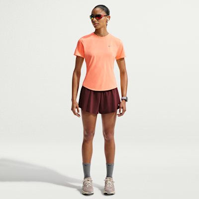 Nike Swift Dri-FIT Kısa Kollu Kadın Koşu Üstü görsel 4