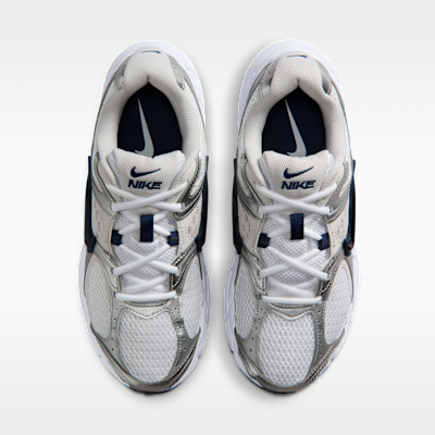 Nike V5 RNR Women's Shoes with Reflective Accents