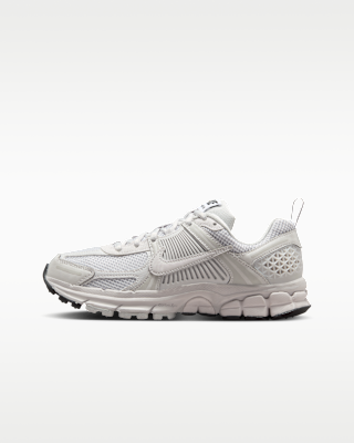 Детские кроссовки Nike Vomero 5 Big Kids' with Reflective Accents