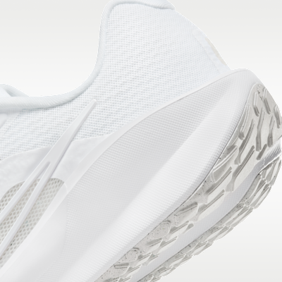 Nike Downshifter 13 Men's Road Running Shoes