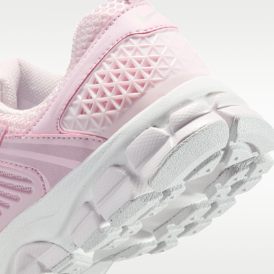 Nike Vomero 5 大童反光裝飾鞋款