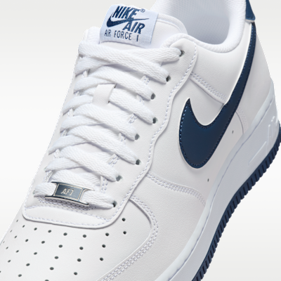 รองเท้าผู้ชาย Nike Air Force 1 '07