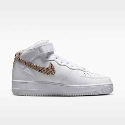 รองเท้าผู้หญิง Nike Air Force 1 '07 Mid