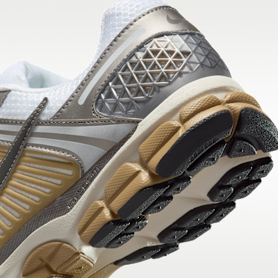 Nike Zoom Vomero 5 男鞋