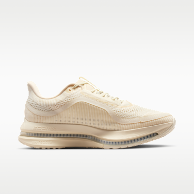 Nike Pegasus Premium Erkek Yol Koşu Ayakkabısı görsel 3