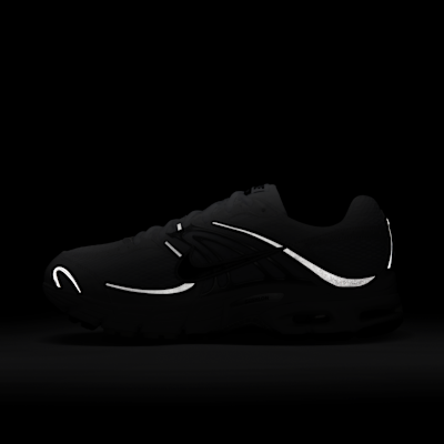 Nike Air Max Moto 2K Erkek Ayakkabısı