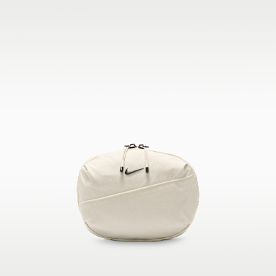 กระเป๋าพาดลำตัว Nike Aura (2 ล.)