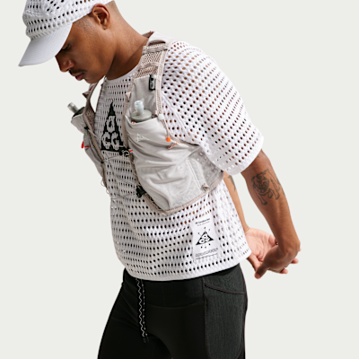 Nike ACG Radical AirFlow Dri-FIT Kısa Kollu Arazi Tipi Erkek Koşu Üstü görsel 3