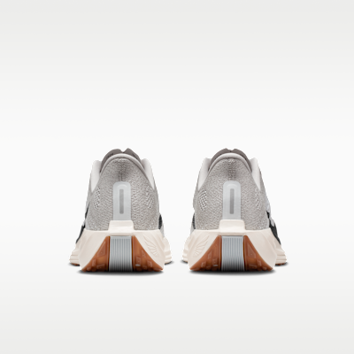 รองเท้าวิ่งโร้ดรันนิ่งผู้ชาย Nike Pegasus Plus