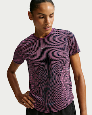 Женские шорты Nike Swift Aero-FIT Short-Sleeve Top для бега