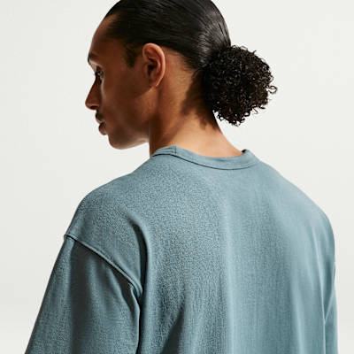 Nike Sportswear Premium Essentials Erkek Tişörtü görsel 2