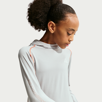 Nike ACG Older Kids' UV Long-Sleeve Top
