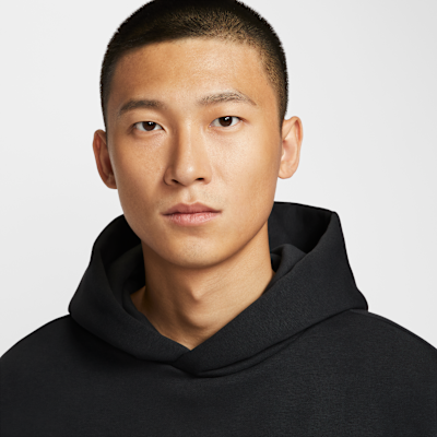 เสื้อบาสเก็ตบอลมีฮู้ดขนเรียบแบบสวมผู้ชาย Nike Therma-FIT LeBron "Shut Up and Dribble"