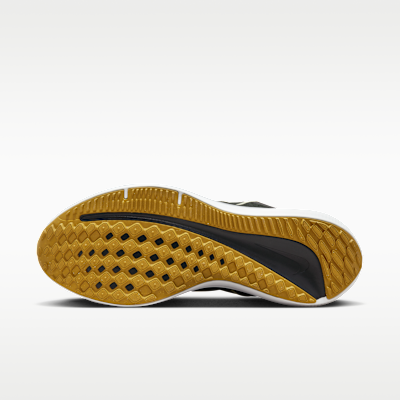 Tenis de correr en pavimento para hombre Nike Winflo 10