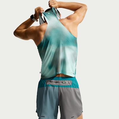 Nike Stride Dri-FIT Erkek Koşu Şortu görsel 3