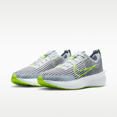 Tenis de correr en pavimento para hombre Nike Interact Run
