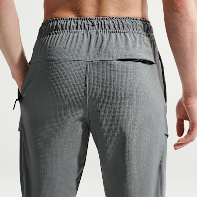 Nike Unlimited Dri-FIT Çok Yönlü Erkek Kargo Eşofman Altı görsel 3