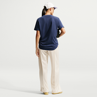 Nike Sportswear Classic Bol Kadın Tişörtü görsel 5