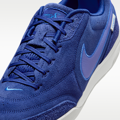 Tacos de fútbol para cancha cubierta de corte low Nike Tiempo Streetgato PRM