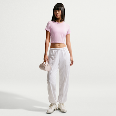 Nike Sportswear Chill Knit Crop Tarzı Kadın Tişörtü görsel 4
