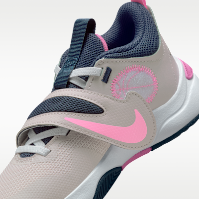 Nike Team Hustle D 11 Younger Kids' Shoes