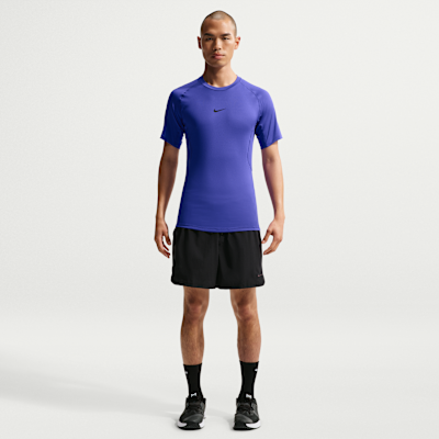 Nike Pro Dri-FIT Sıkı Kesimli Kısa Kollu Erkek Fitness Üstü görsel 4
