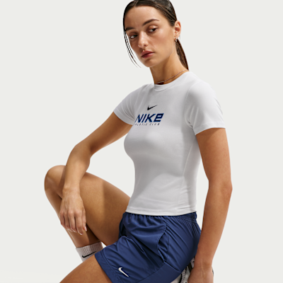 T-shirt Nike Sportswear para mulher