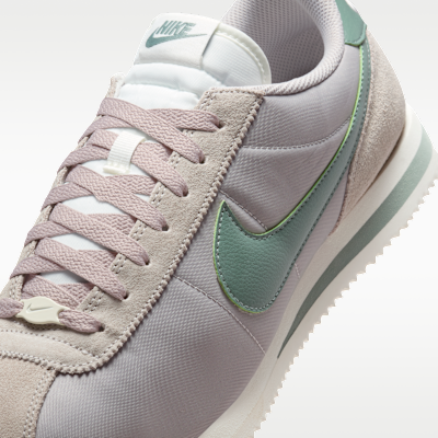 Tenis para hombre Nike Cortez Textile