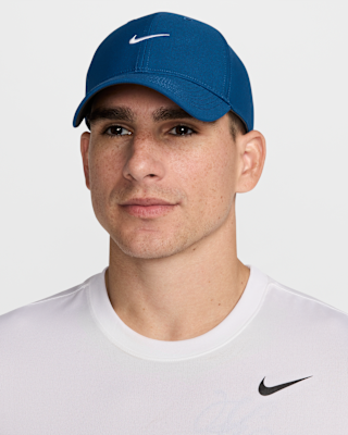Женская кепка Nike Club Structured Swoosh Cap