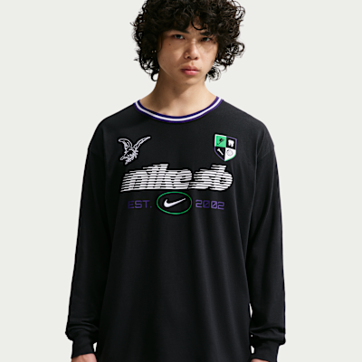 Nike SB Uzun Kollu Kaykay Tişörtü