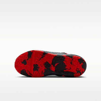 Nike Team Hustle D 12 Older Kids' Basketball Shoes