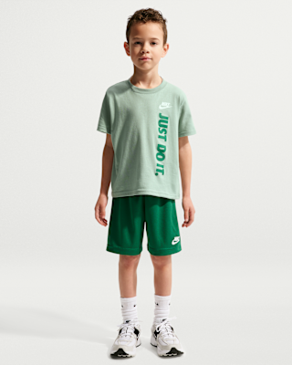 Детская футболка Nike Sportswear Little Kids' "Just Do It" Graphic and Mesh Shorts Set
