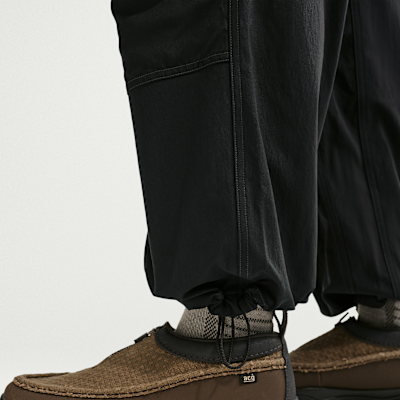 Nike ACG Smith Summit Fermuarlı Erkek Kargo Eşofman Altı görsel 6