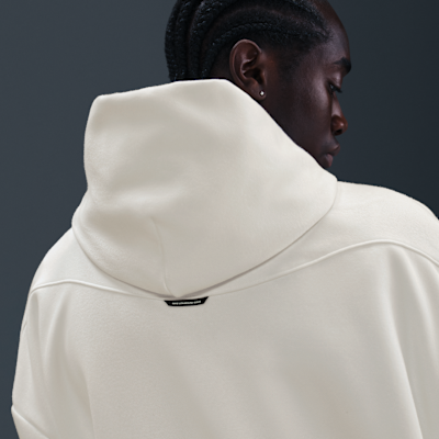 Nike Standard Issue Men's Therma-FIT Brushed Basketball Pullover Hoodie