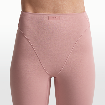 Leggings com estribo e painel em V NikeSKIMS Matte para mulher