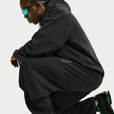 Nike Tech Bol Kesimli Dokuma Erkek Eşofman Altı görsel 4