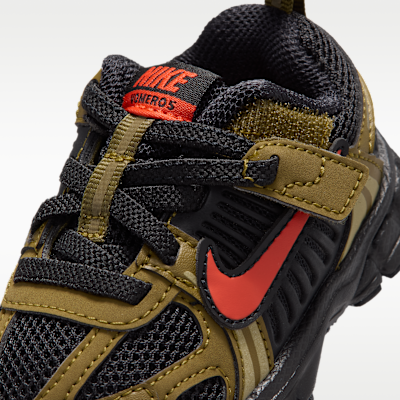 Sapatilhas Nike Vomero 5 para bebé