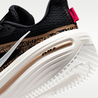 Nike Winflo 12 Kadın Yol Koşu Ayakkabısı görsel 8