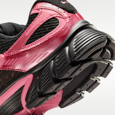 Tenis con detalles reflejantes para mujer Nike V5 RNR