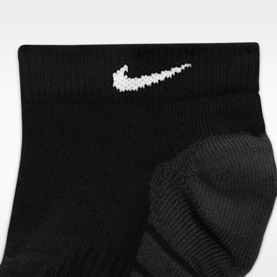 Nike Everyday Max Cushioned Training No-Show Socks (3 Pairs)