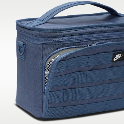 Nike Sportswear Plus Lunch Bag (9L)